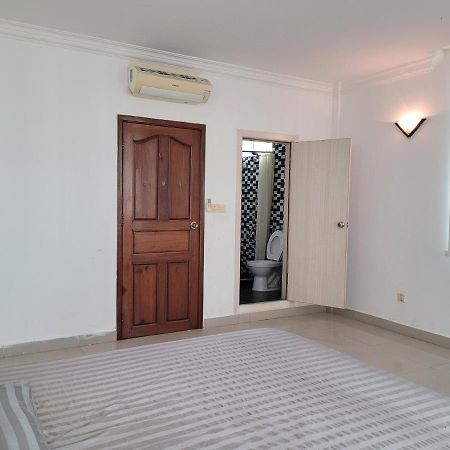 Yana House Phnom Penh 호텔 외부 사진