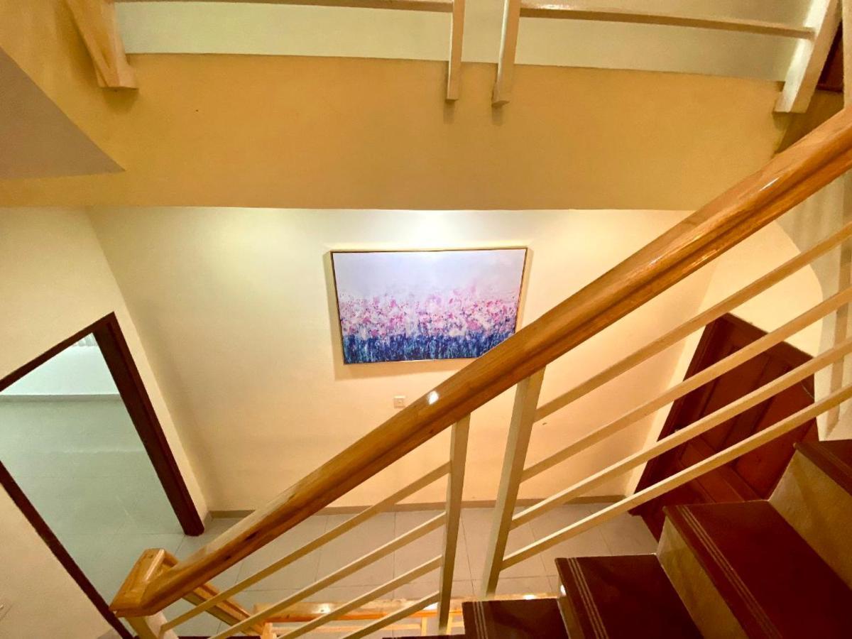 Yana House Phnom Penh 호텔 외부 사진