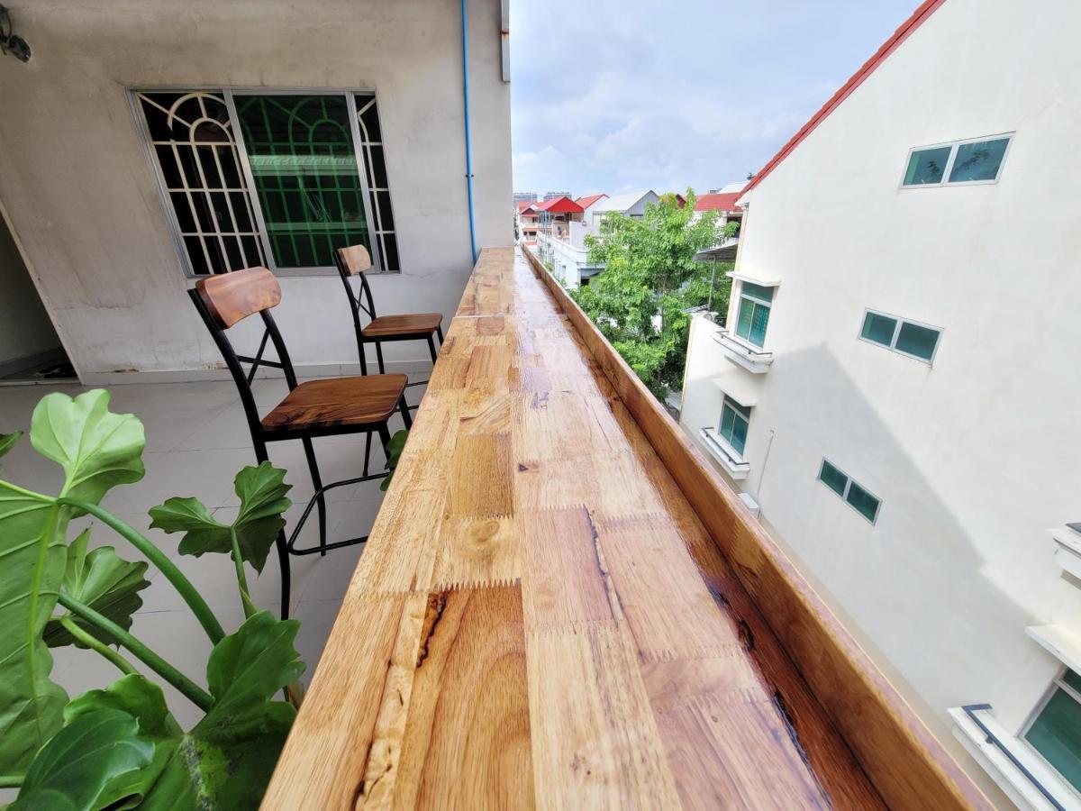 Yana House Phnom Penh 호텔 외부 사진