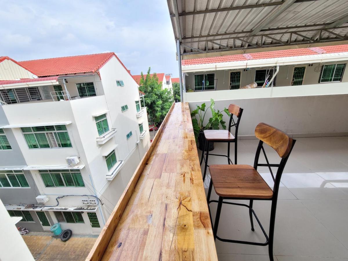 Yana House Phnom Penh 호텔 외부 사진